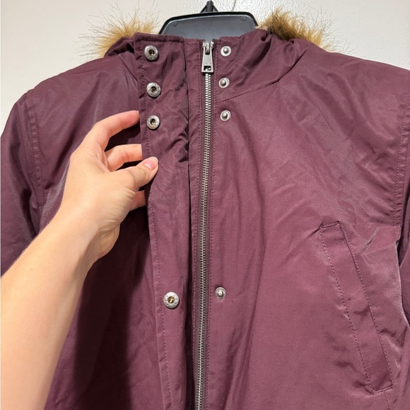 Levi Strauss Sherpa Faux Fur Trim Parka Coat Jacket Medium M Burgundy Cold Weath - Picture 9 of 16